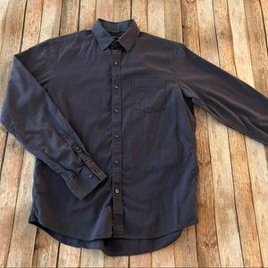 Michael Kors mens slim fit long sleeve button down shirt | size medium